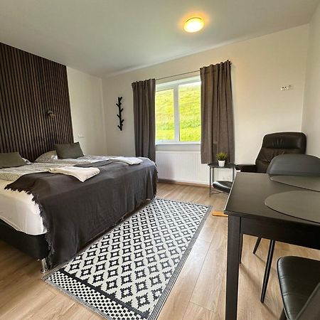 Guesthouse Brunahlith Athaldalur Екстер'єр фото