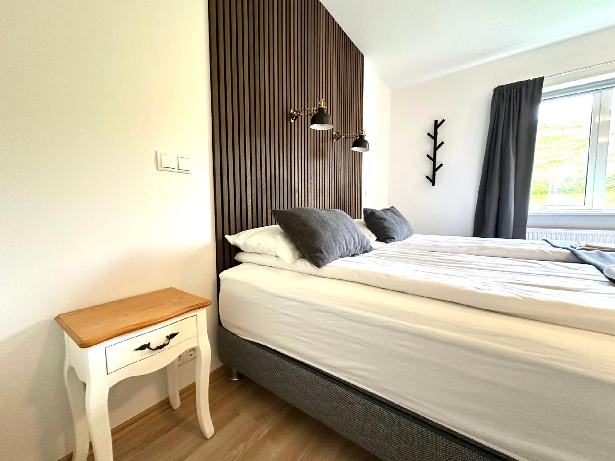 Guesthouse Brunahlith Athaldalur Екстер'єр фото
