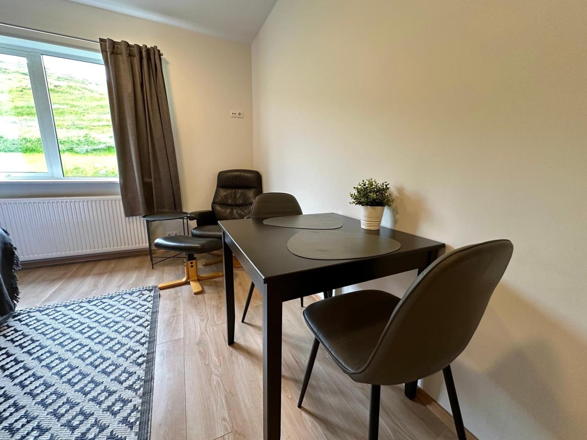 Guesthouse Brunahlith Athaldalur Екстер'єр фото